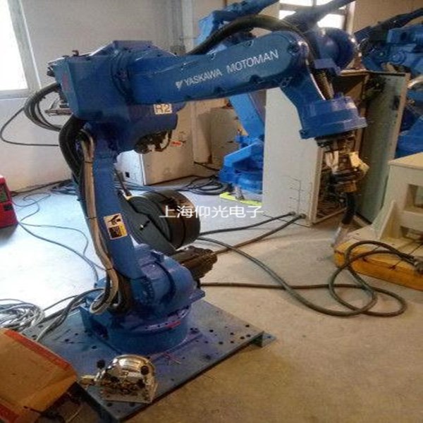 ����MOTOMAN�C���˳�Ҋ��̖����Q����